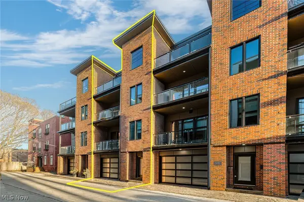 3109 Vine Court, Cleveland, OH 44113