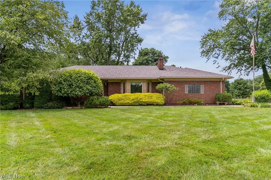 4122 Devon Se Drive, Warren, OH 44484 - #1