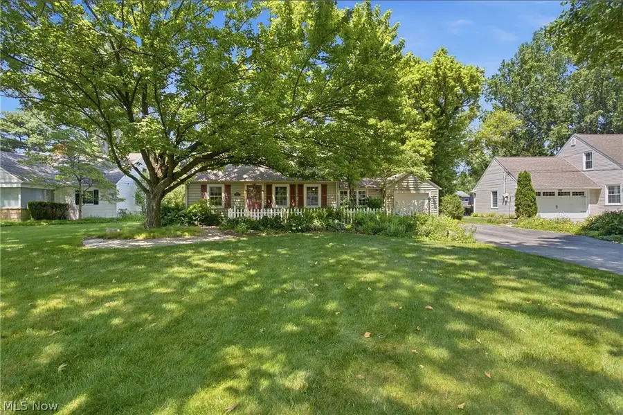 30210 Wolf Road, Bay Village, OH 44140 - #2
