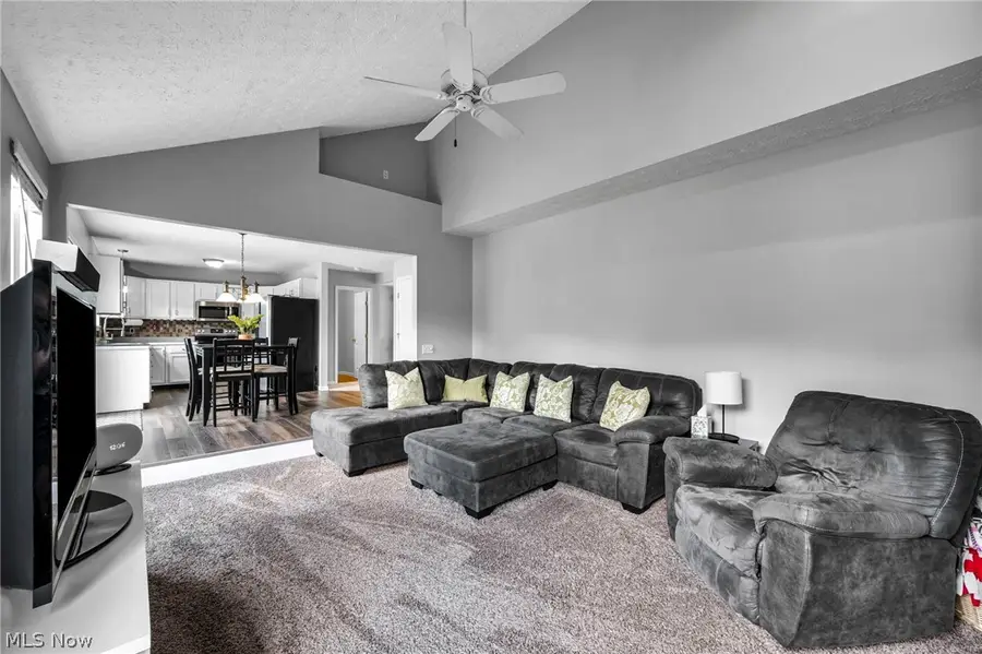 1174 Brittany Boulevard, Akron, OH 44312 - #3