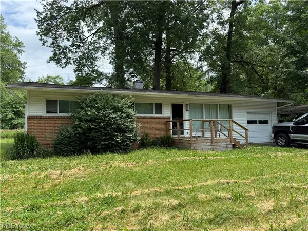 2368 Montgomery Nw Avenue, Warren, OH 44485