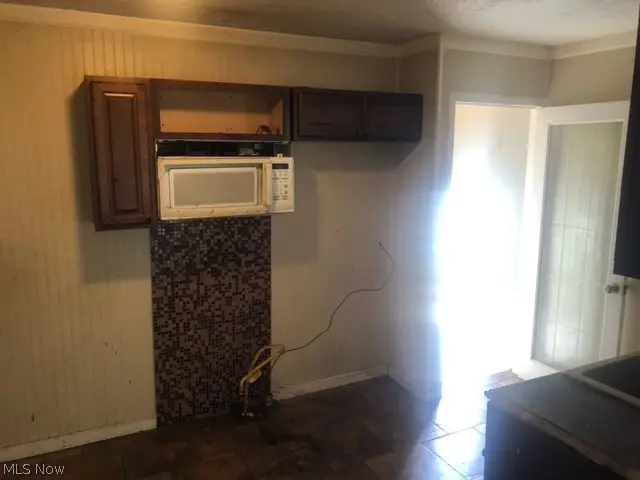 21507 Franklin Road, Maple Heights, OH 44137 - #3
