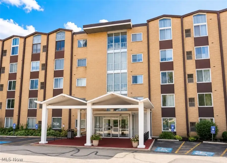 25735 Lorain Road #224, North Olmsted, OH 44070 - #2