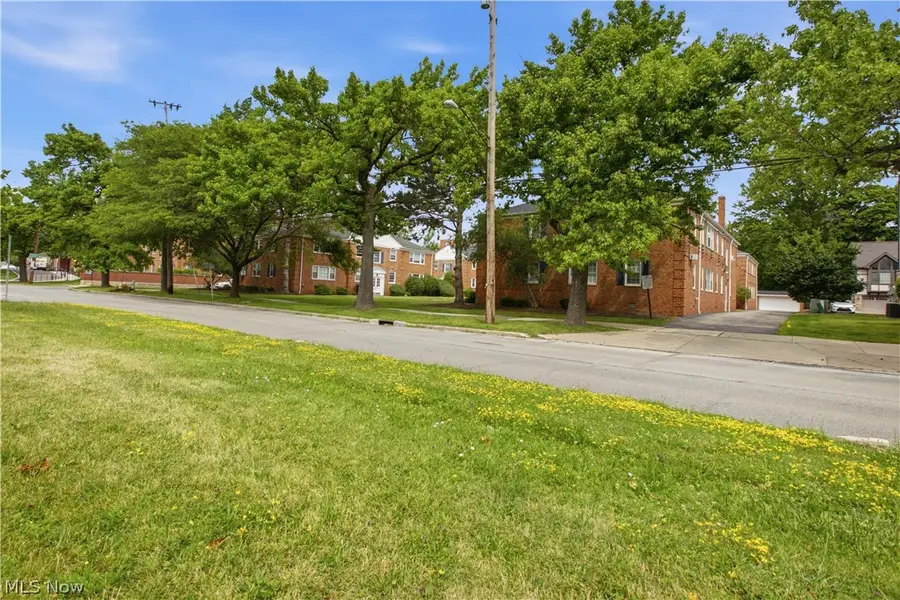 2401 Euclid Heights Boulevard, Cleveland Heights, OH 44106 - #3