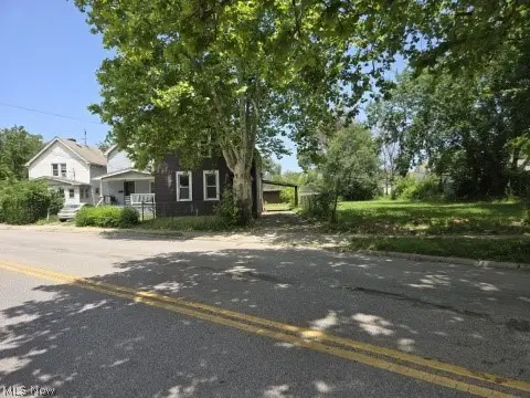 3647 Independence Road, Cleveland, OH 44105 - #2