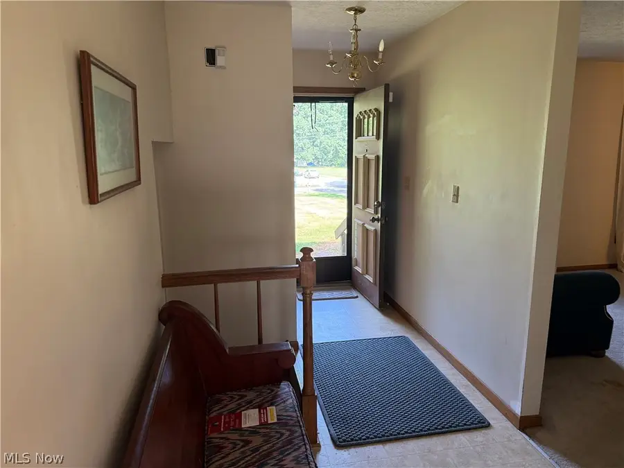 5920 Weaver Road, New Franklin, OH 44216 - #2