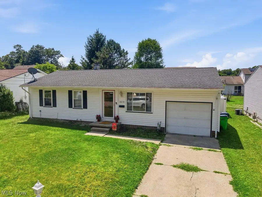 2619 Center Avenue, Alliance, OH 44601 - #2