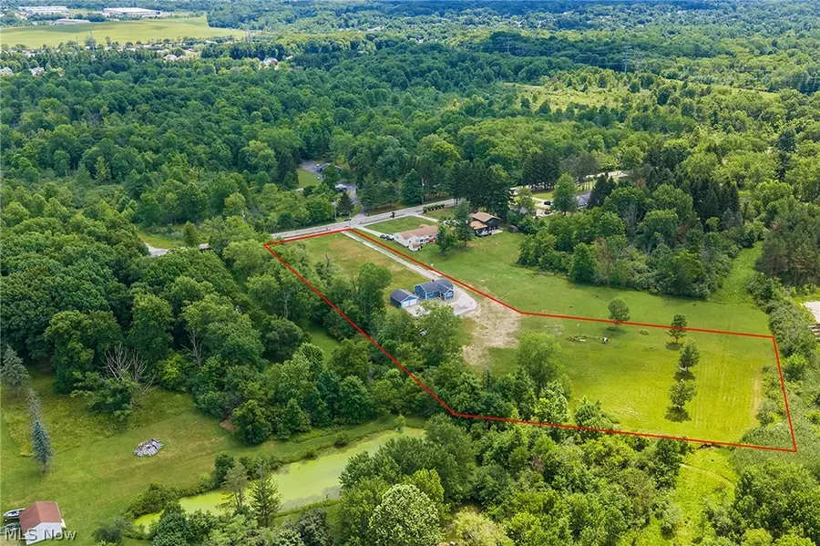 7562 Richmond Road, Oakwood, OH 44146 - #2