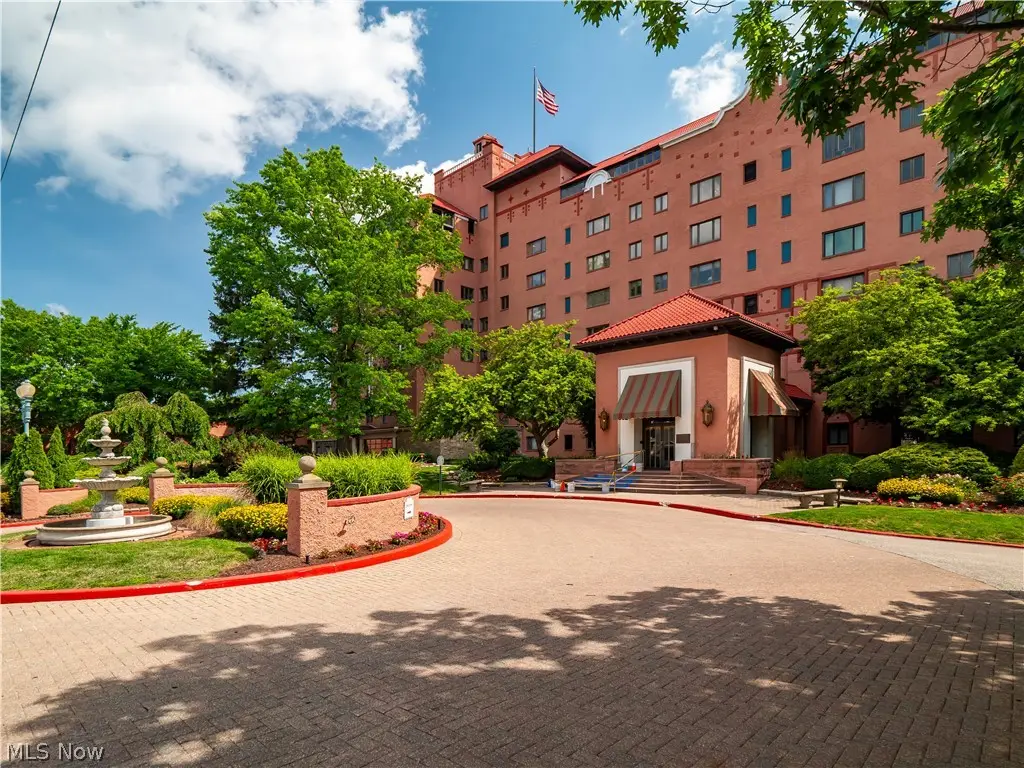19000 Lake Road, Rocky River, OH 44116 - #1