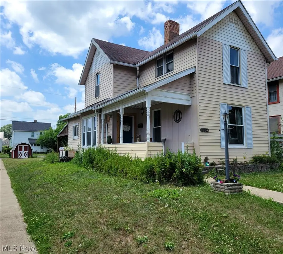 391 S 9th Street, Coshocton, OH 43812 - #2