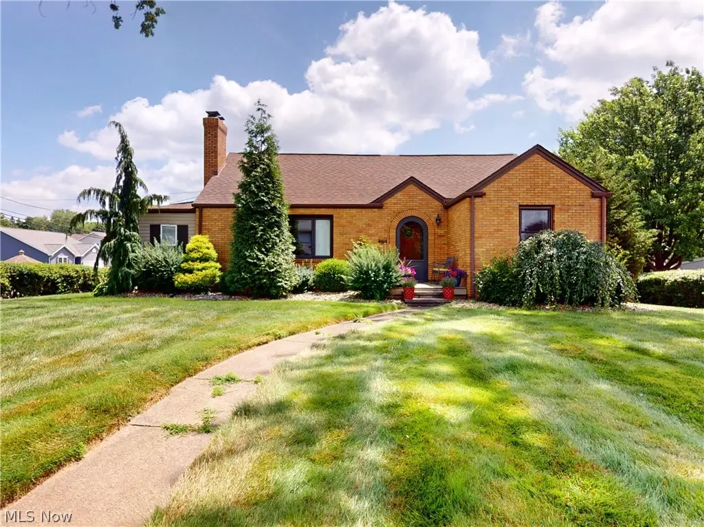 2414 Lakeside Nw Avenue, Canton, OH 44708 - #1