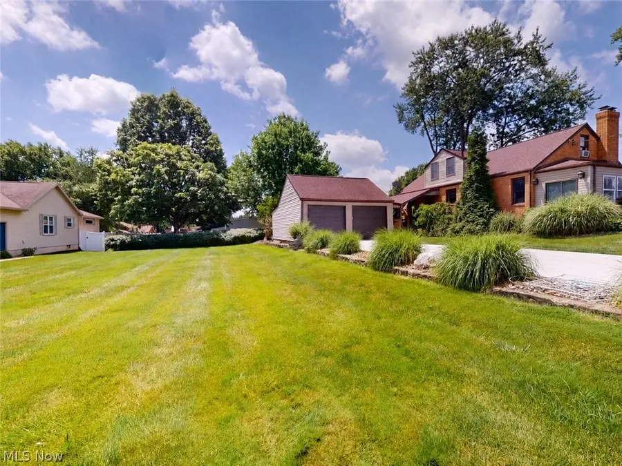 2414 Lakeside Nw Avenue, Canton, OH 44708 - #3