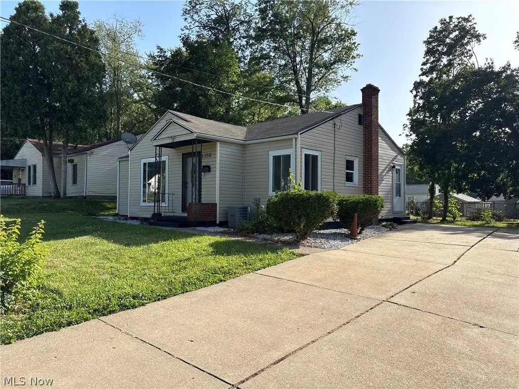 1350 Winton Avenue, Akron, OH 44320 - #1