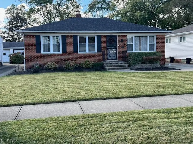 5920 Glenwood Avenue, Maple Heights, OH 44137 - #1
