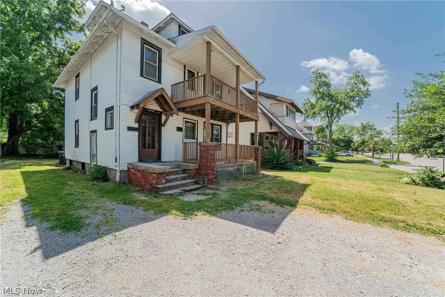 1318 Middle Avenue, Elyria, OH 44035 - #2