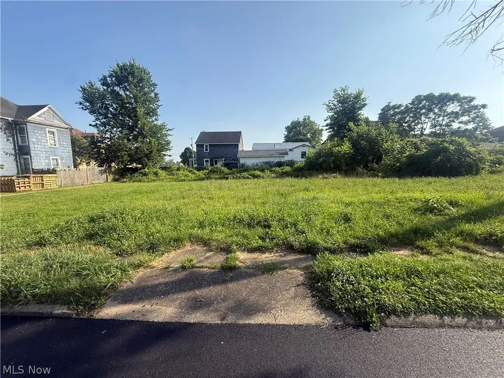 1118 24th Street, Parkersburg, WV 26101 - #1