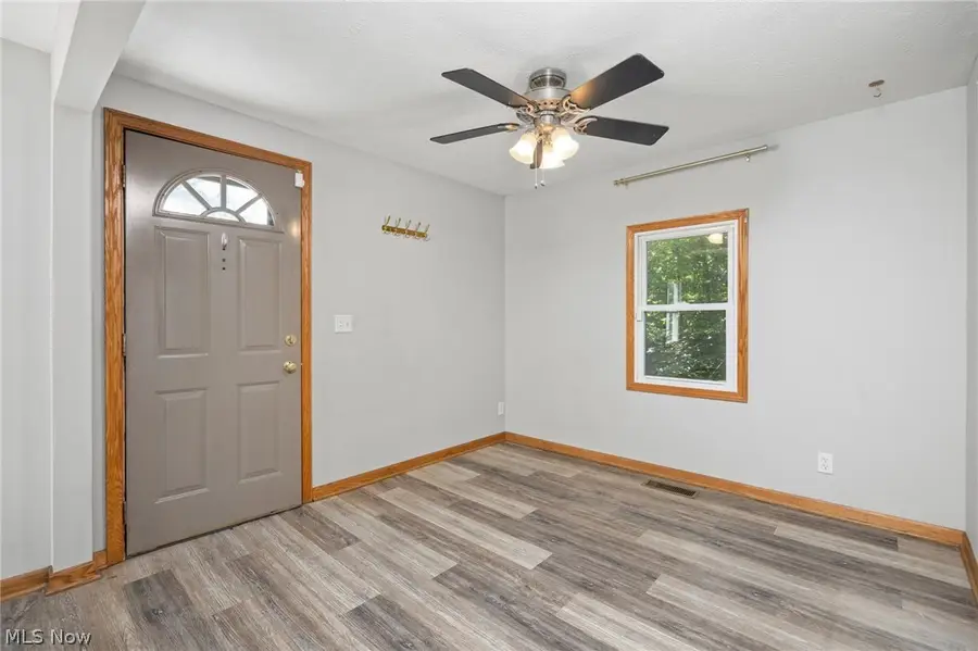 301 21st Nw Street, Massillon, OH 44647 - #3