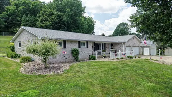 3130 Foothill Se Drive, New Philadelphia, OH 44663
