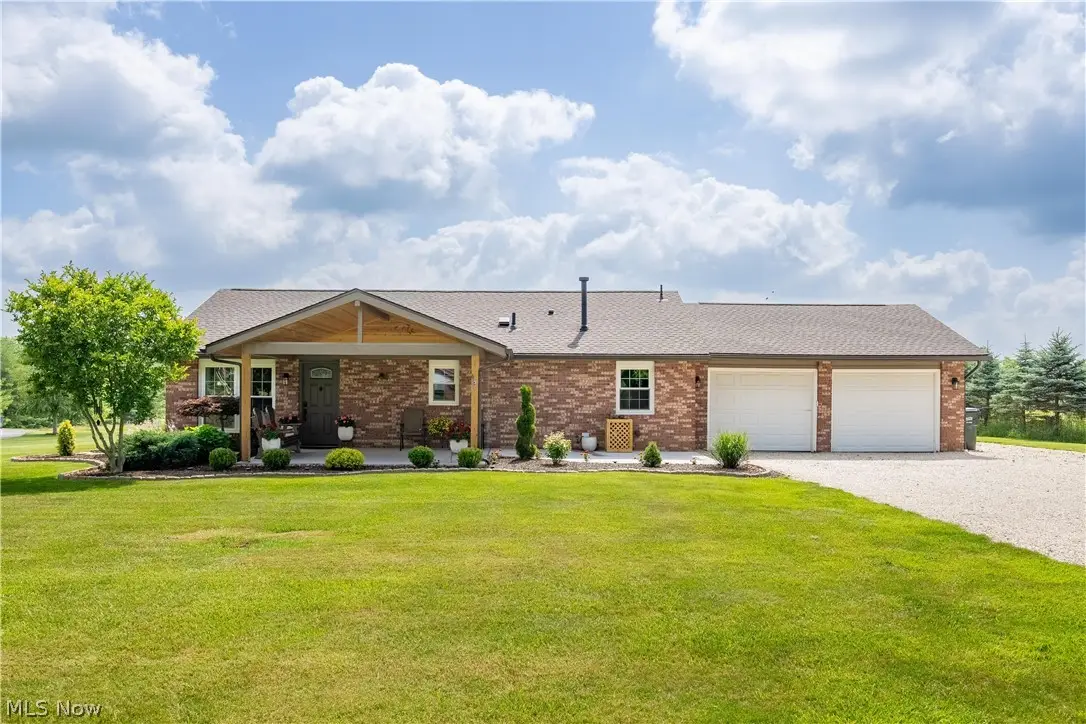 1146 Lincoln Nw Avenue, Carrollton, OH 44615 - #1