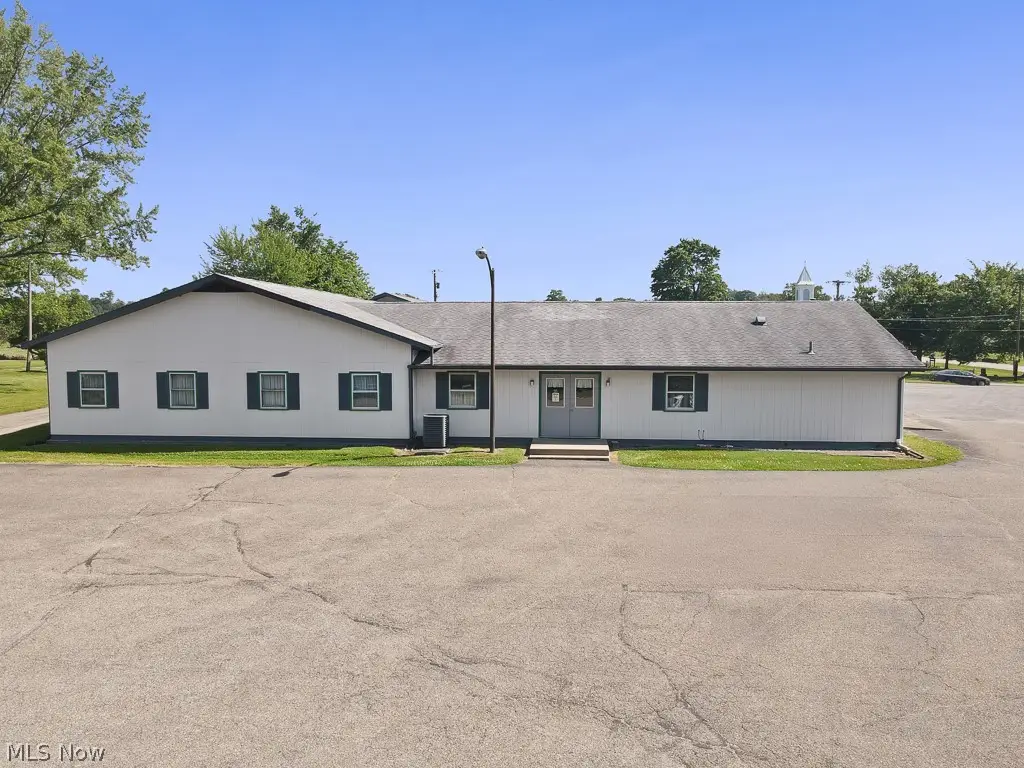 1887 W Beech Street, Alliance, OH 44601 - #1