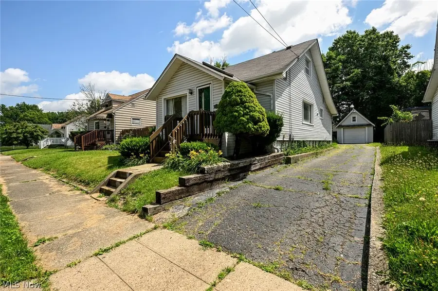 1253 Dietz Avenue, Akron, OH 44301 - #3