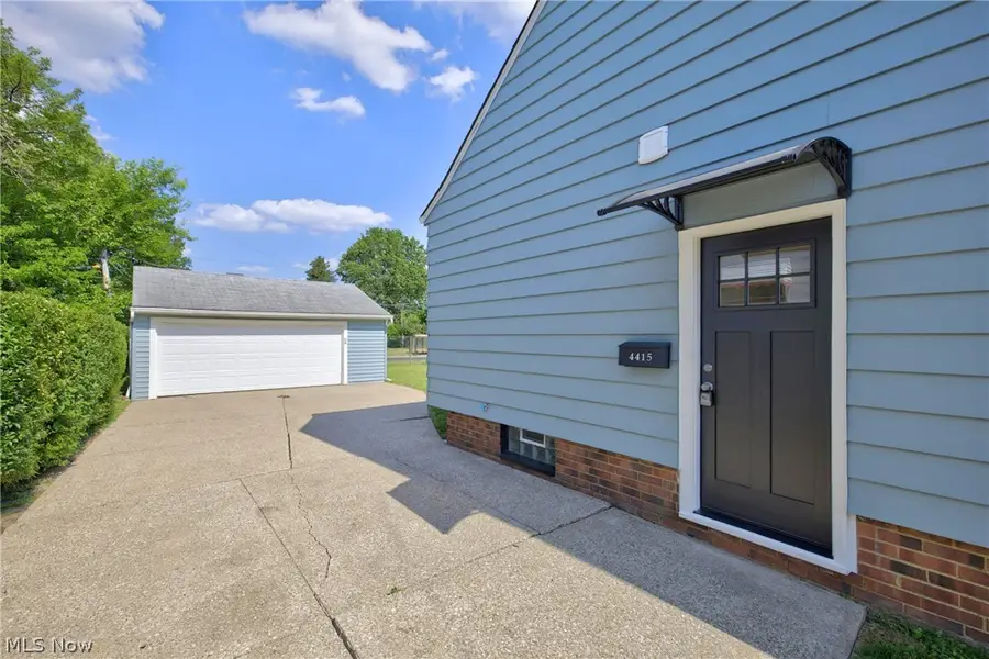 4415 W 155th Street, Cleveland, OH 44135 - #2
