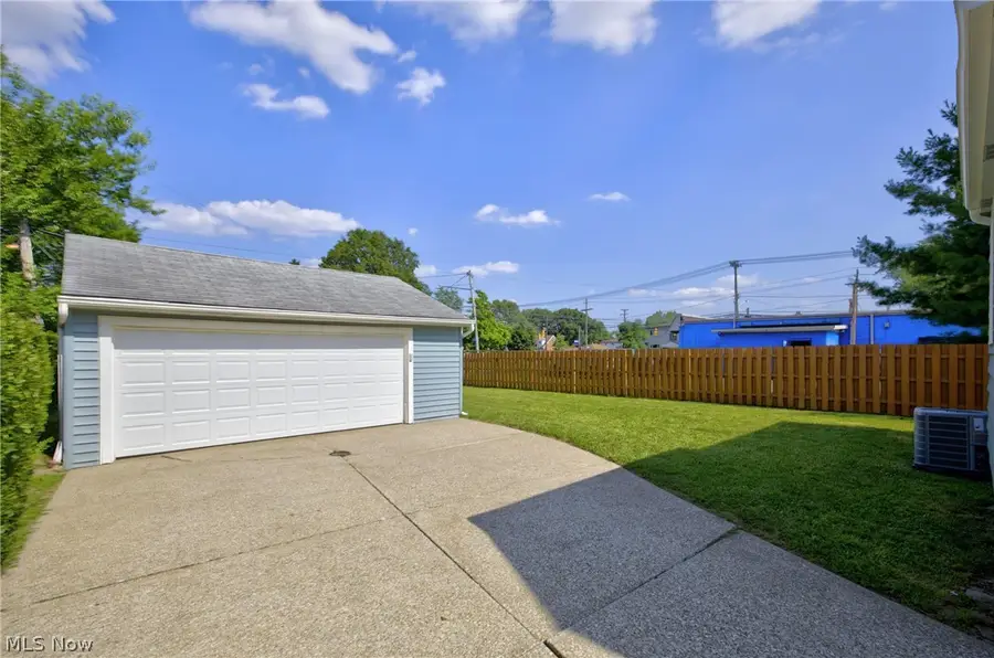 4415 W 155th Street, Cleveland, OH 44135 - #3