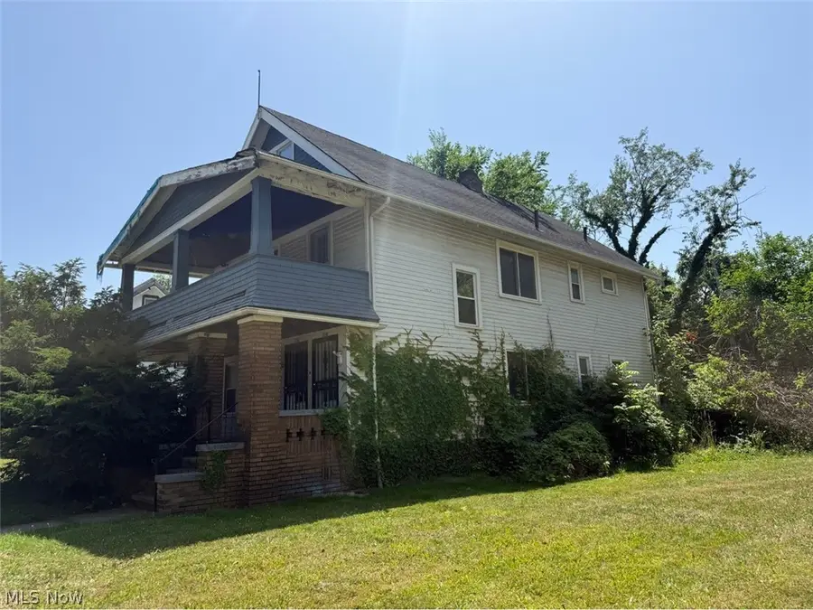 1248 E 137th Street, Cleveland, OH 44112 - #2