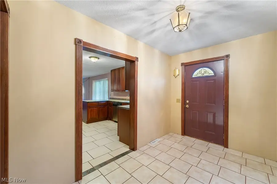 6788 Poland Center Drive, Poland, OH 44514 - #3