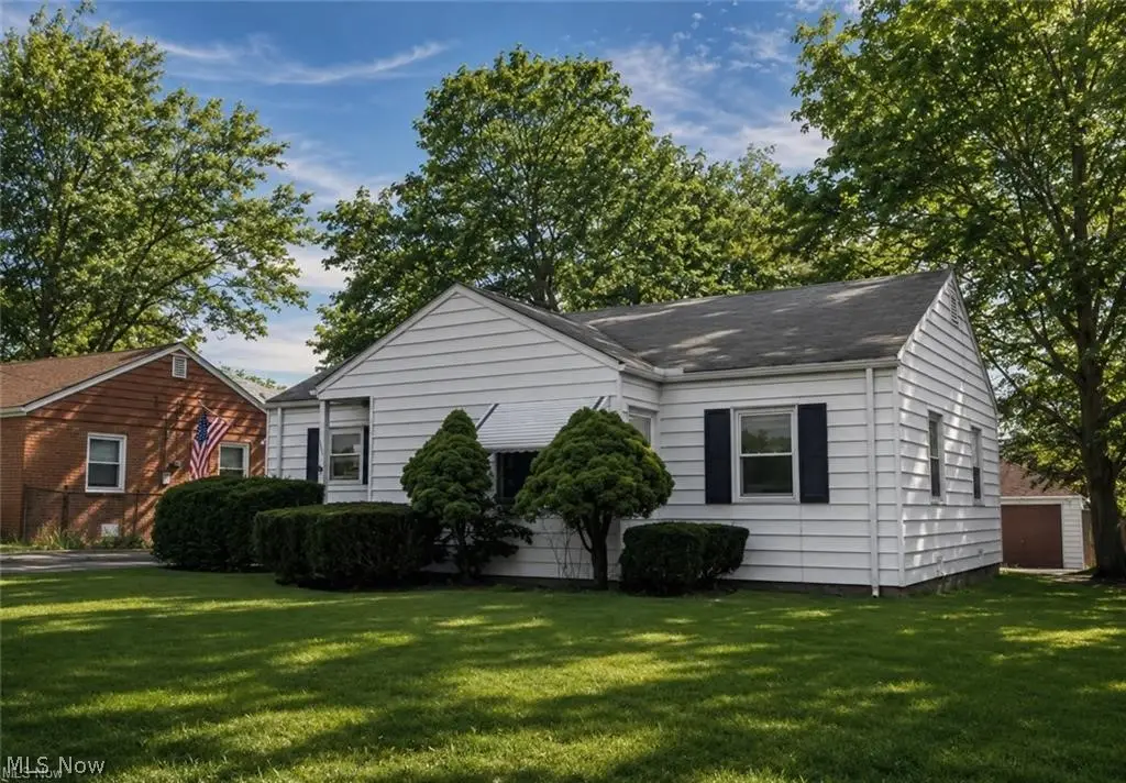 6601 Ridgeview Road, Mayfield Heights, OH 44124 - #1