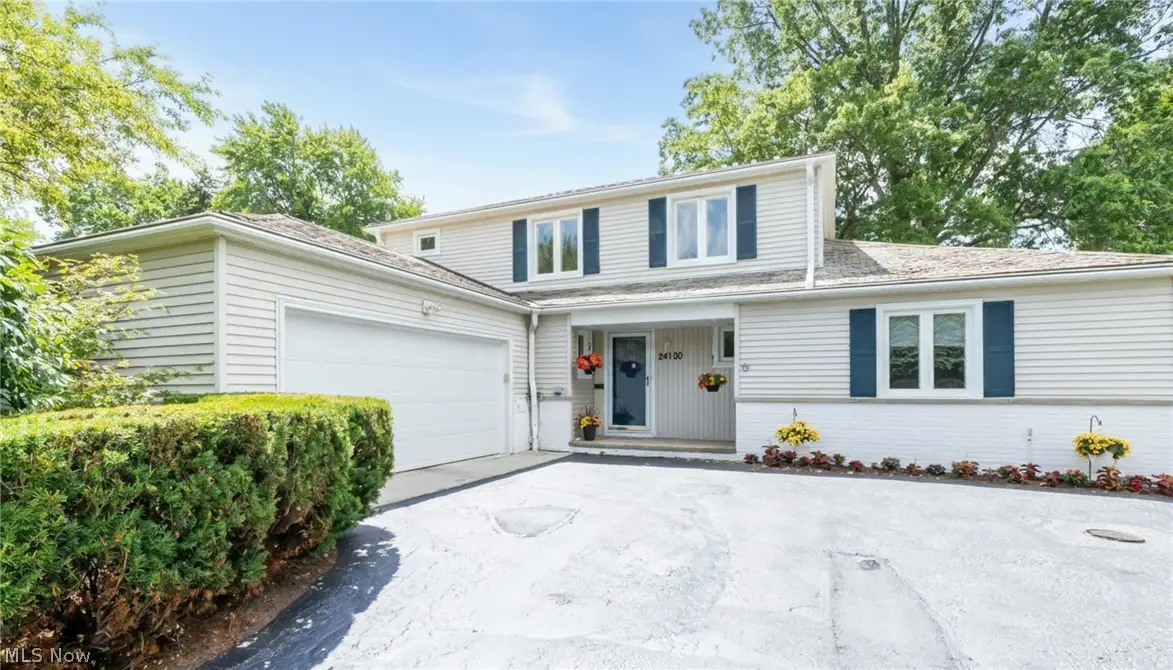 24100 Shaker Boulevard, Shaker Heights, OH 44122 - #1