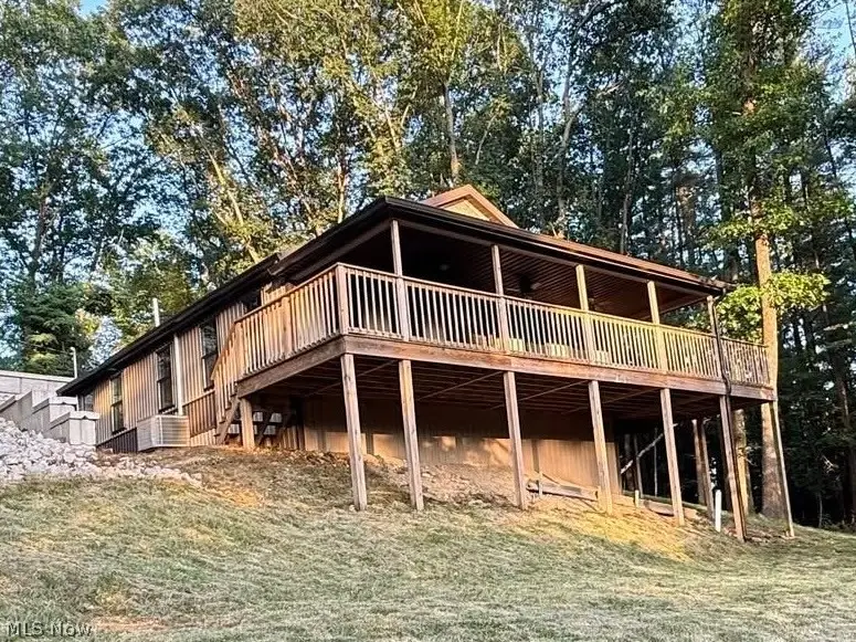 7925 Lakeview Sw Drive, Carrollton, OH 44615 - #1