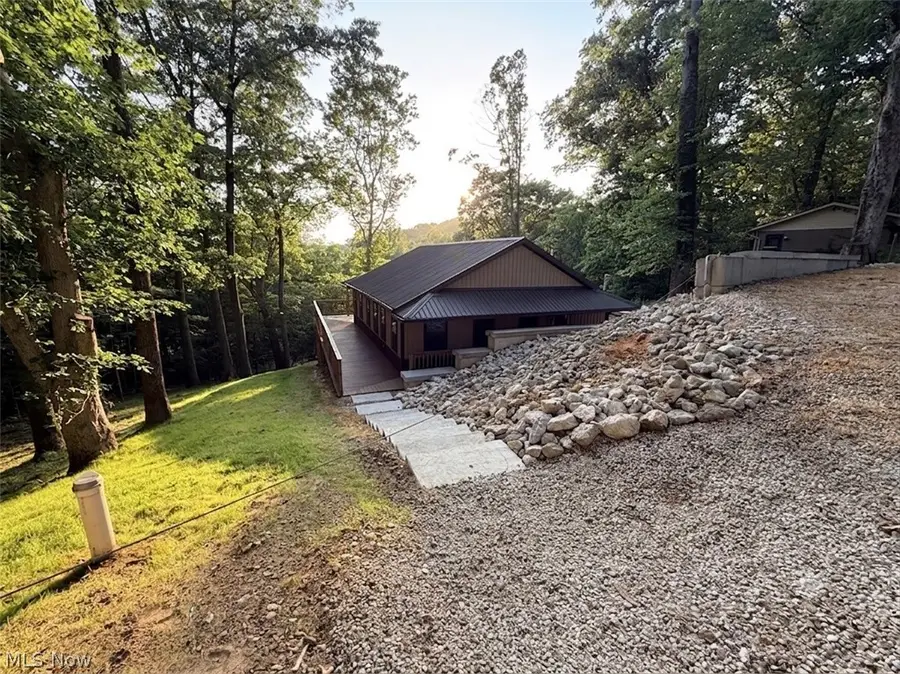 7925 Lakeview Sw Drive, Carrollton, OH 44615 - #2