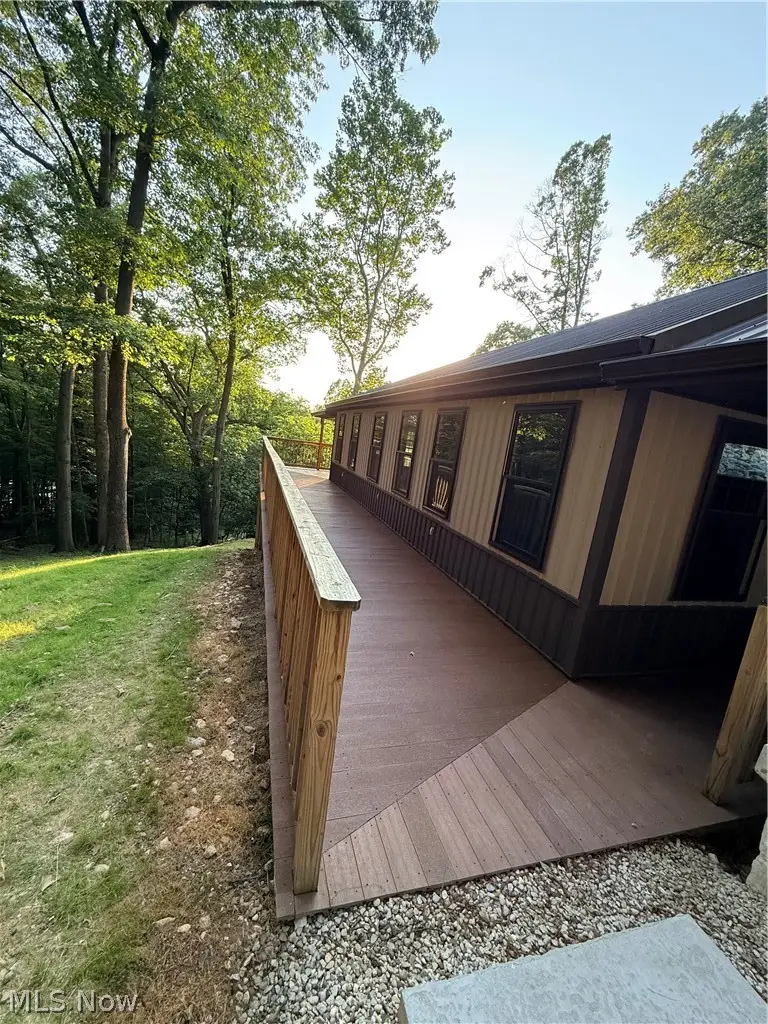 7925 Lakeview Sw Drive, Carrollton, OH 44615 - #3