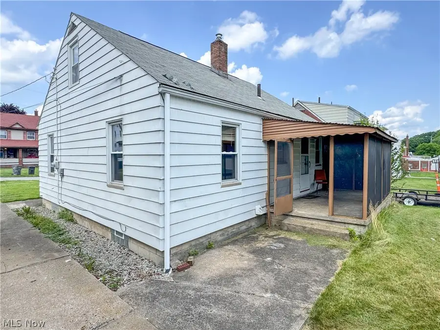 1339 Douglas Avenue, Youngstown, OH 44502 - #3