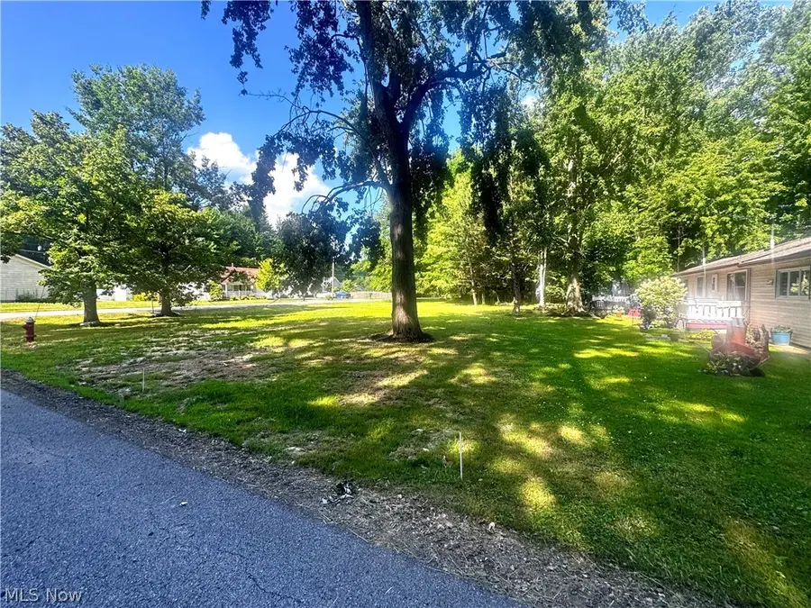 5104 Main Avenue, North Ridgeville, OH 44039 - #3