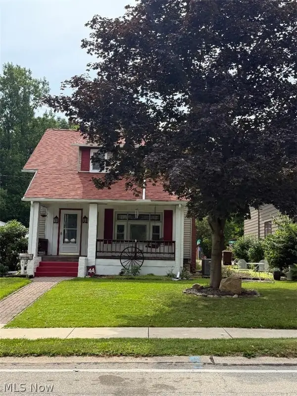 44 Water Street, Poland, OH 44514