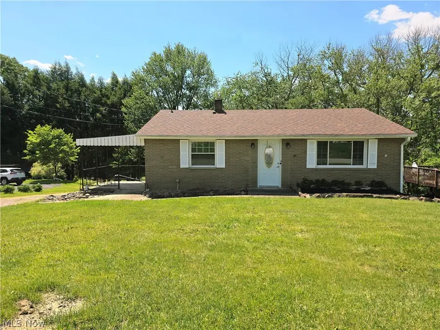 329 Thomas Street, Wintersville, OH 43953 - #2
