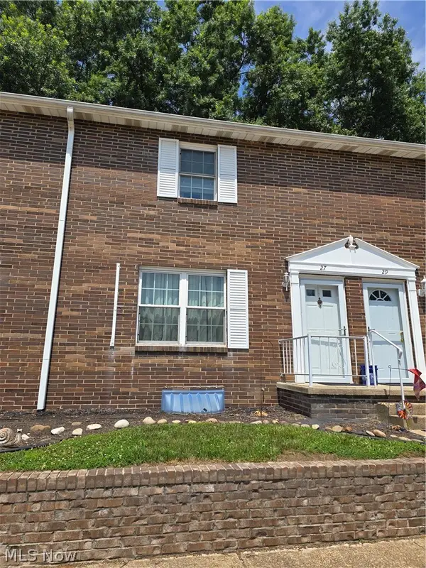 27 Campbell Drive, Parkersburg, WV 26104