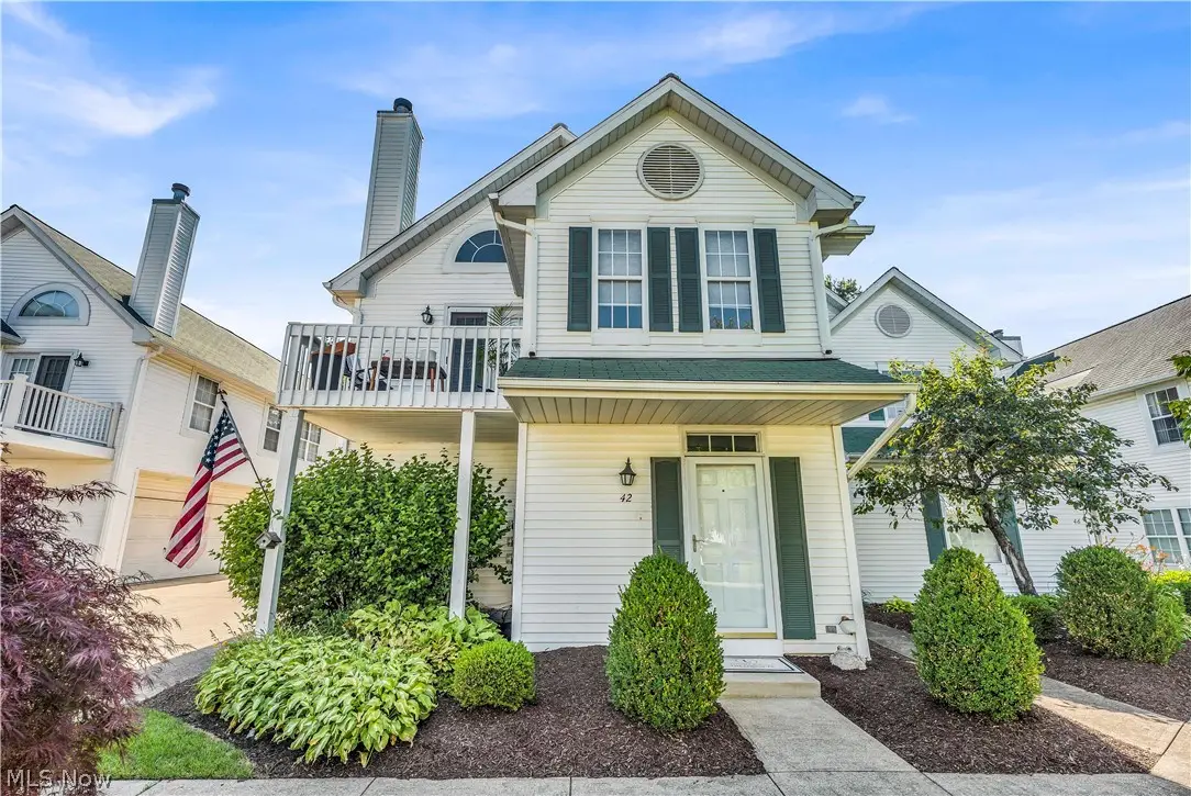 42 Vista Circle, North Olmsted, OH 44070 - #1