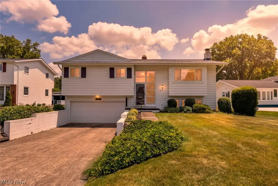 5773 Sherwood Drive, North Olmsted, OH 44070 - #2