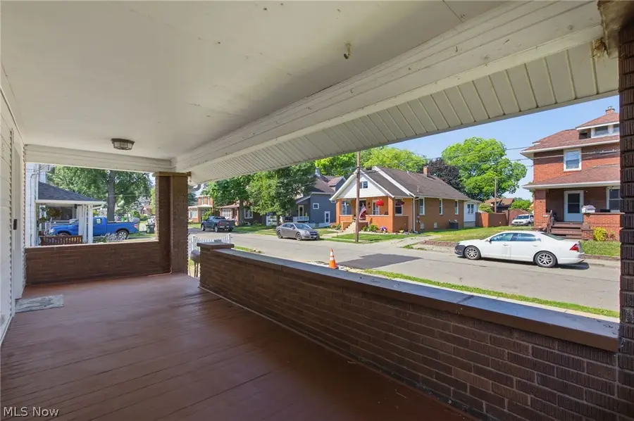 854 9th Ne Street, Massillon, OH 44646 - #3
