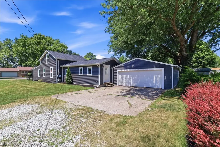 1055 Jackson Street, Vermilion, OH 44089 - #2