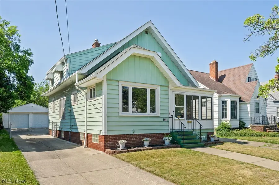 5601 Archmere Avenue, Cleveland, OH 44144 - #2