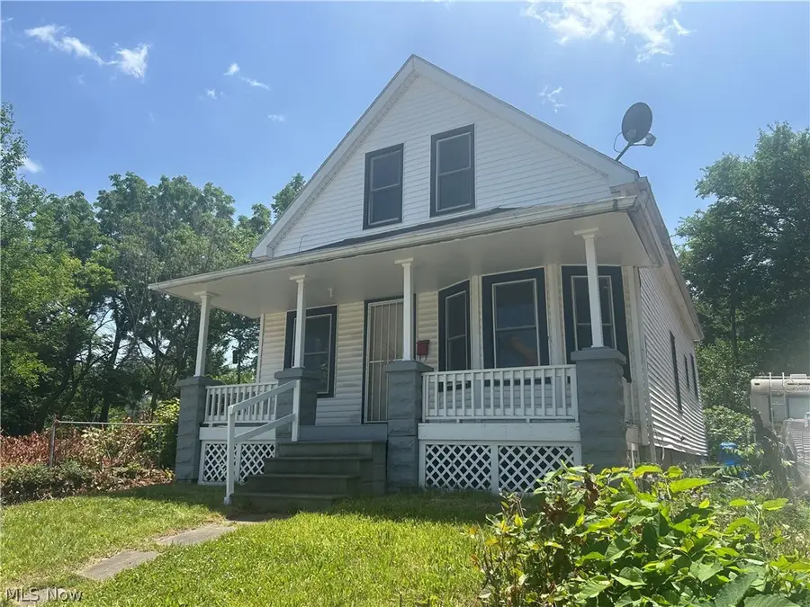 8910 Harris Avenue, Cleveland, OH 44104 - #3