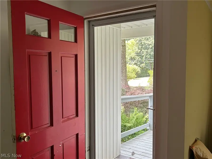 348 Hickory Hill Road, Chagrin Falls, OH 44022 - #2