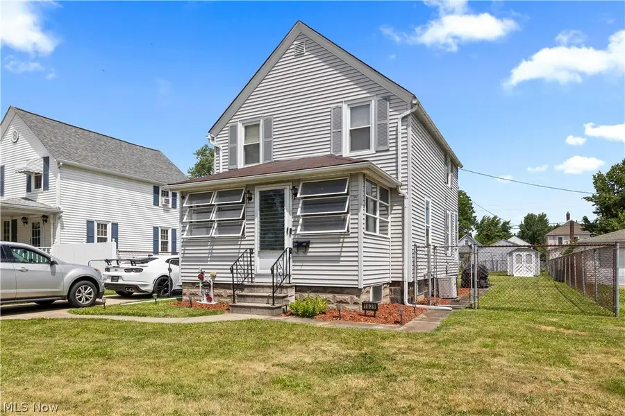 1639 E 34th Street, Lorain, OH 44055 - #3