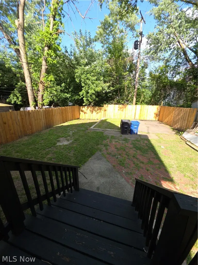 521 E 109th Street, Cleveland, OH 44108 - #2