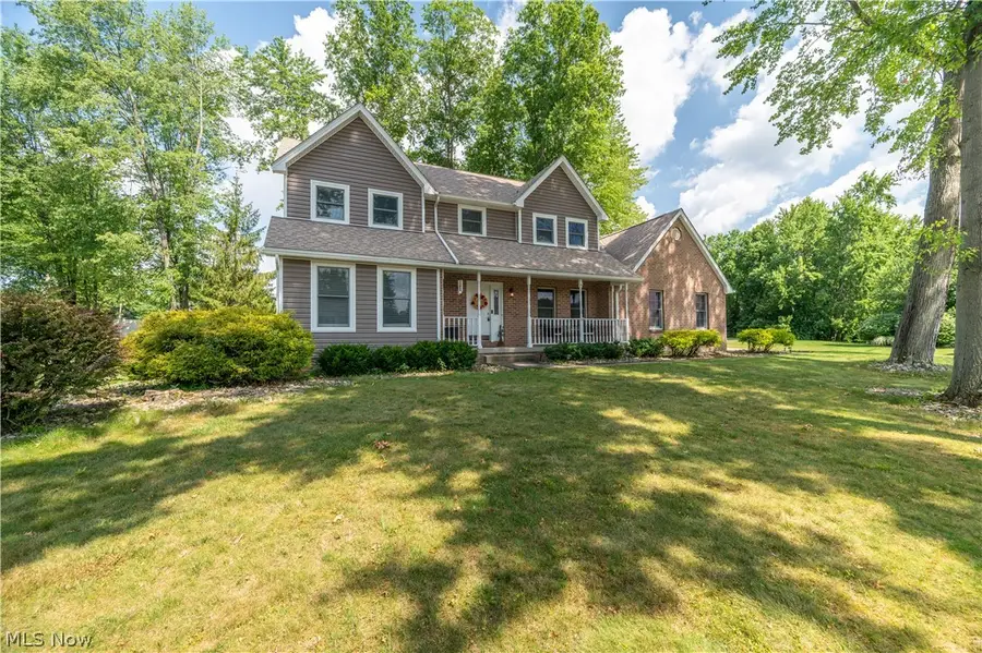 2218 Crestmont Drive, Girard, OH 44420 - #2