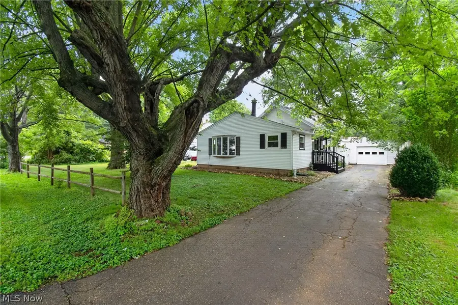 4185 Beckel Ne Avenue, Sandyville, OH 44643 - #3